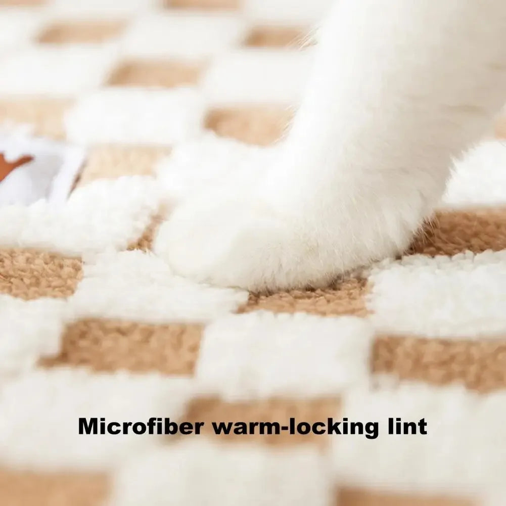 Cats Pet Products Warm Supplies Christmas Goods for Winter Basket Houses Habitats Kitten Accessory Bed Dog All Things Mat Beds