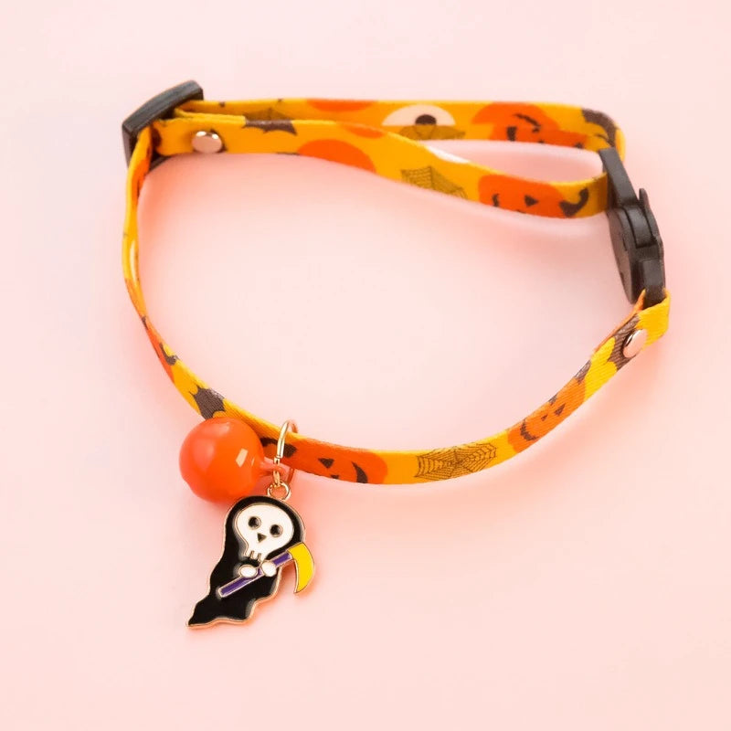 Lightweight Halloween Dog Collars Durable Skull Bat Pendant Cosplay Neck Accessories for Cats Personalized Decorate Pet Necklace