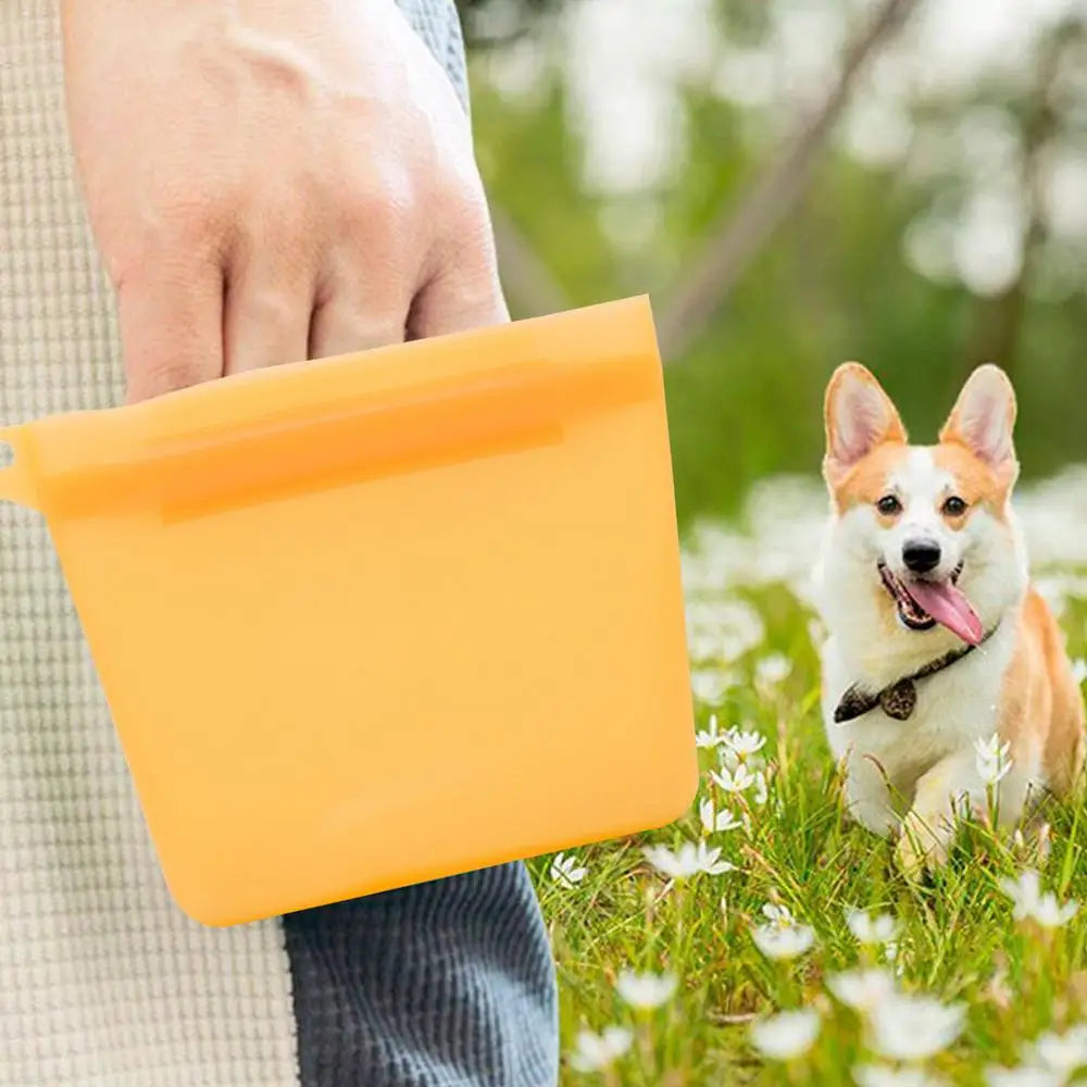 Silicone Dog Treat Bag Outdoor Feeder Portable Dog Training Bag Waterproof Dog Treat Holder Pouch Food Reward Storage Bag