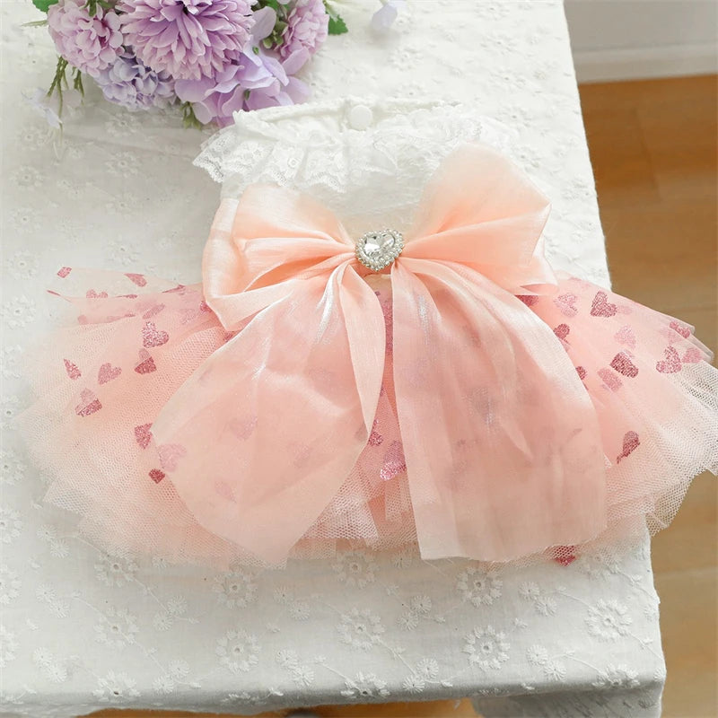 Bow Tie Female Fancy Dresses for Medium Dogs Pink Veil Romantic Heart Print Spring Puppy Tutu Skirt Lace Wedding Cat Clothing