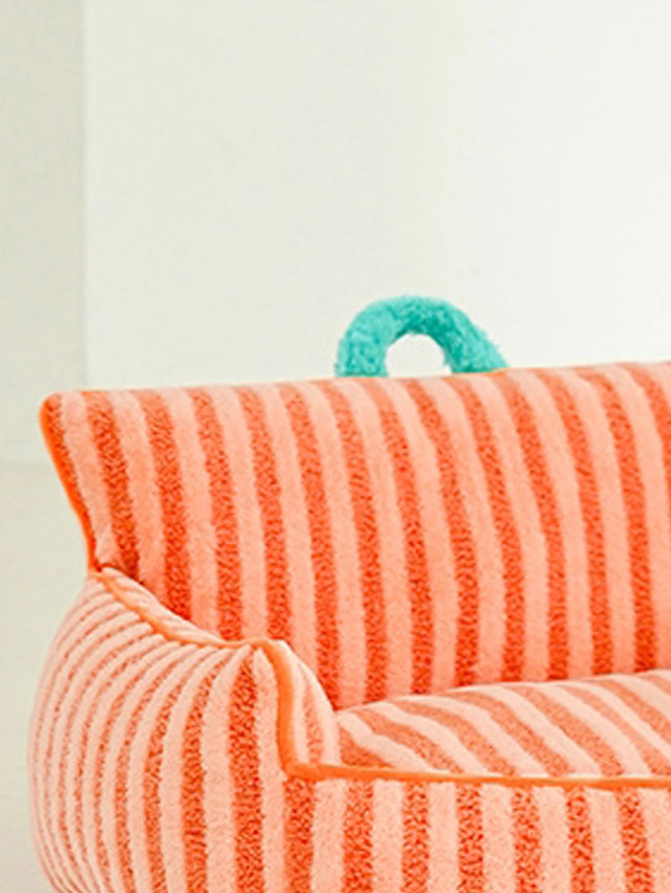 Cats Bed Stripe  Bed Sofa Cushions Plush Houses and Habitats Puppy Pet Kitten Accessories Goods Mat Things Accessory