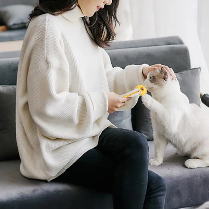 Cat Wet Food Spoon Lickable Cat Treats Dispenser Spoon Wet Treat Cat Feeder Spoon Feeding & Watering Supplies For Cats