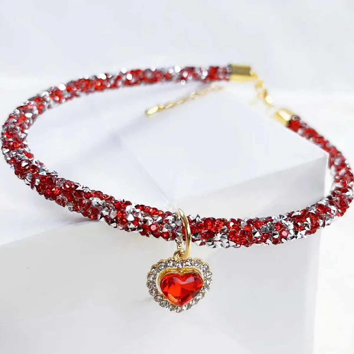 Soft Puppy Cat Collar with Heart Diamond Pendant Adjustable Luxury Reflective Bling Rhinestone Collar Crystal for Cats Small Dog