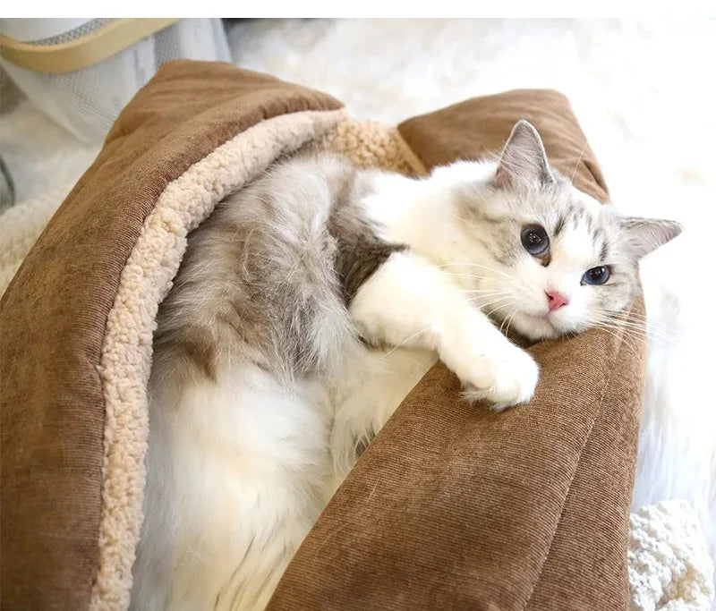 Cats Beds for Winter Warm Accessories Kitten Houses Dog Bed Basket Mat Things Cushions House Puppy Goods Pet Supplies