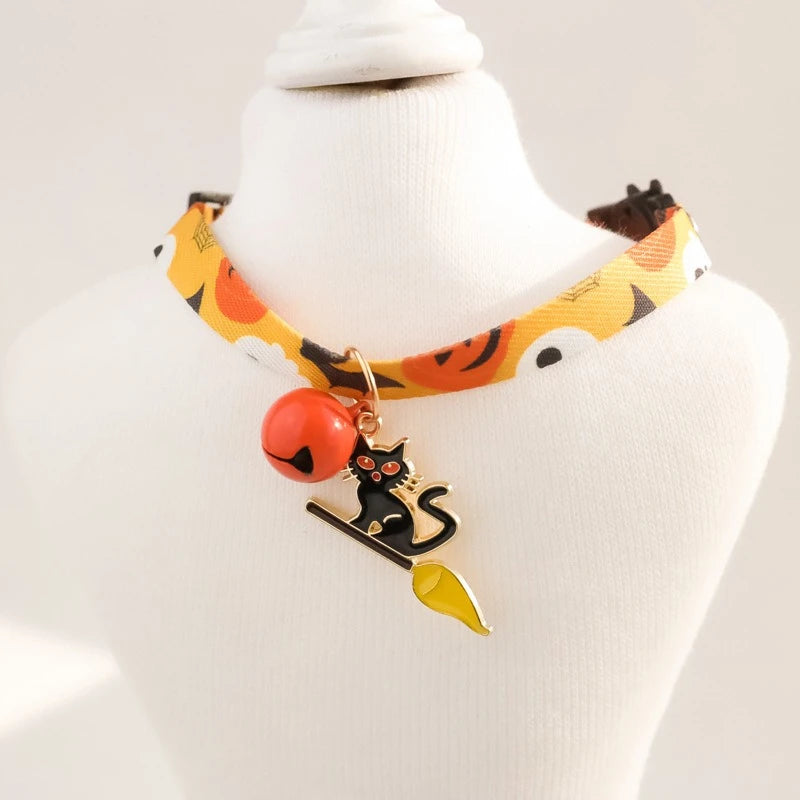 Lightweight Halloween Dog Collars Durable Skull Bat Pendant Cosplay Neck Accessories for Cats Personalized Decorate Pet Necklace