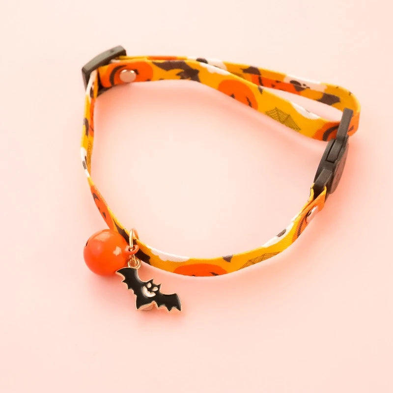 Lightweight Halloween Dog Collars Durable Skull Bat Pendant Cosplay Neck Accessories for Cats Personalized Decorate Pet Necklace