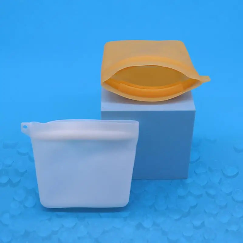 Silicone Dog Treat Bag Outdoor Feeder Portable Dog Training Bag Waterproof Dog Treat Holder Pouch Food Reward Storage Bag