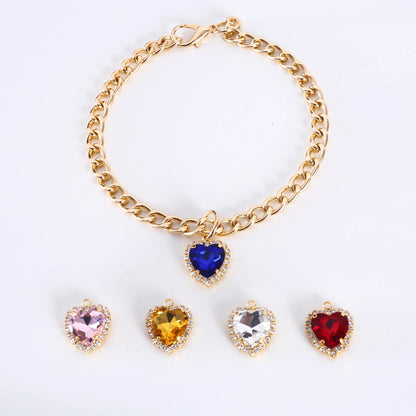 Luxury Dog Cat Necklace Jewelry with Heart Diamond Pendant Design Gold Chain Collar Pet Wedding Birthday Costume Accessories