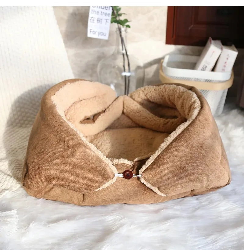 Cats Beds for Winter Warm Accessories Kitten Houses Dog Bed Basket Mat Things Cushions House Puppy Goods Pet Supplies