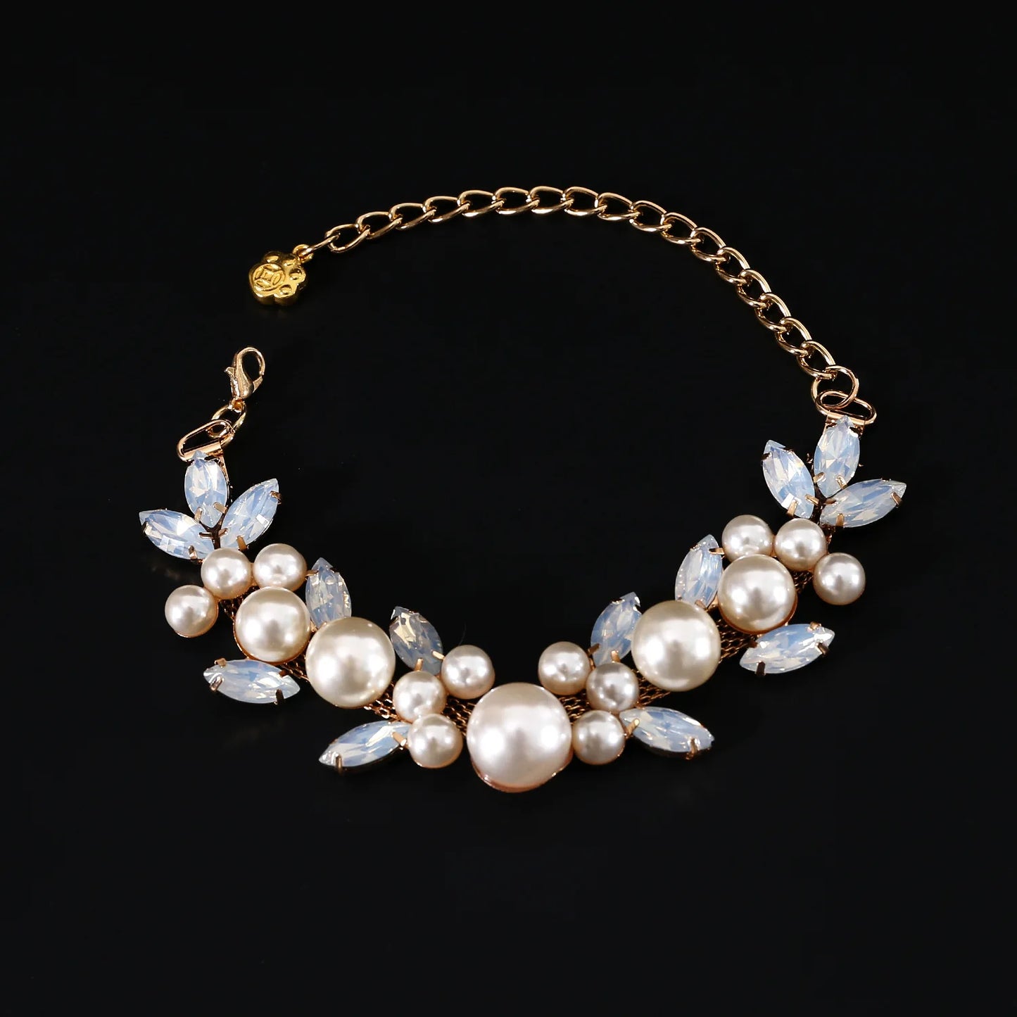 Luxury Dog Accessories for Small Medium Dogs Puppy, Blingbling Diamond Pearl Dog Cat Neckalce Adjustable Crystal Jewelry Collar