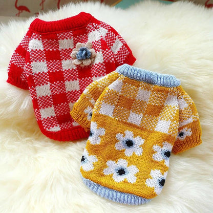 Designer Knitted Dog Sweaters Solid Color Autumn Winter Warm Pet Cat Clothing Chihuahua Lightweight Clothes for Small Dogs