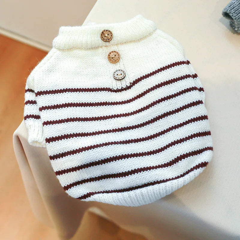Luxury Designer Warm Winter Clothes for Pets Wool Knitting Floral New Year York Dog Sweaters Sphinx Cat Christmas Puppy Clothing