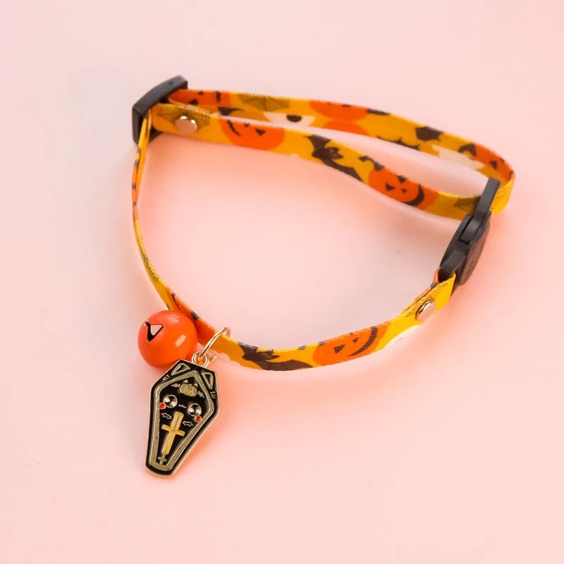 Lightweight Halloween Dog Collars Durable Skull Bat Pendant Cosplay Neck Accessories for Cats Personalized Decorate Pet Necklace