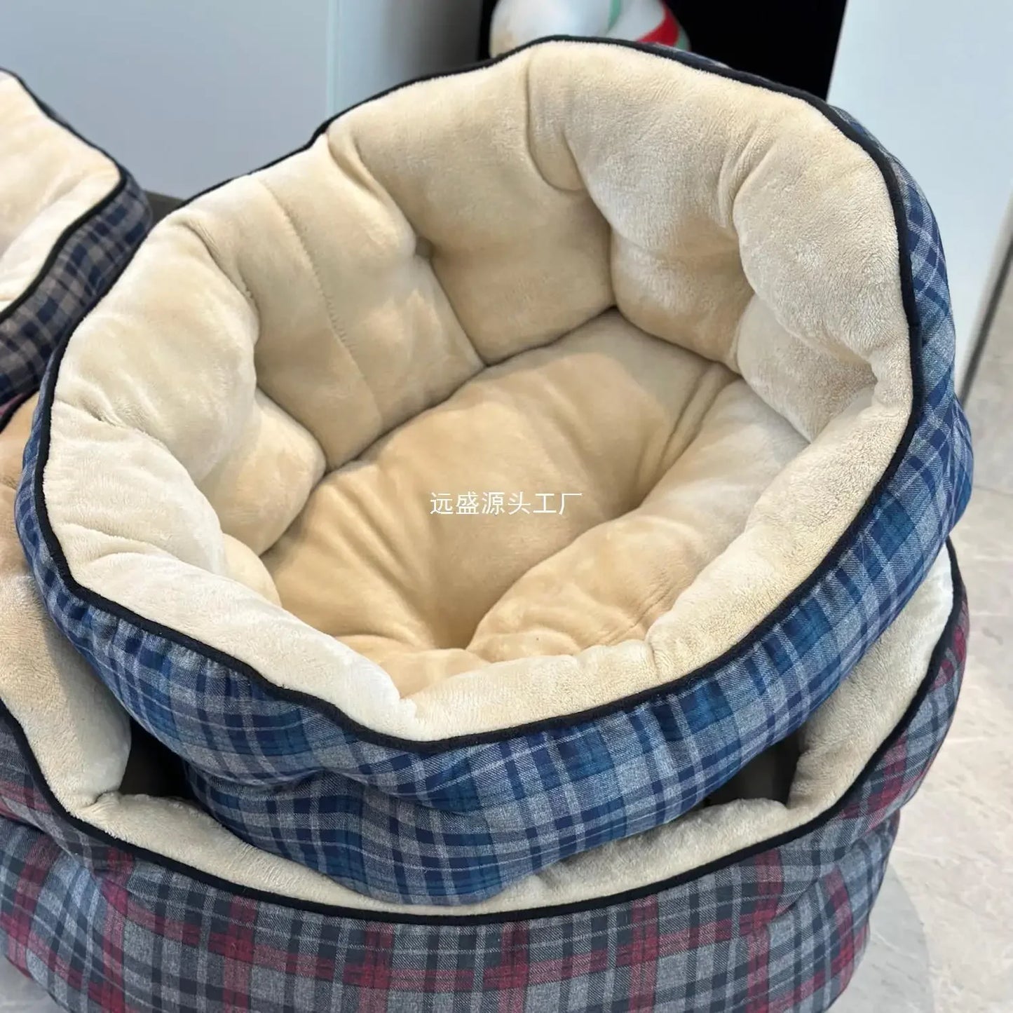 Kennel deep sleep high backrest small and medium sized teddy fight warm thickened autumn and winter new kennel cat litter dog