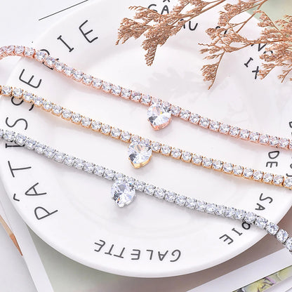 Luxury Gold Dog Chain Collar with Heart Diamond Rhinestone Cat Necklace Crystal Jewelry Pet Accessories for Small Dogs York Cats