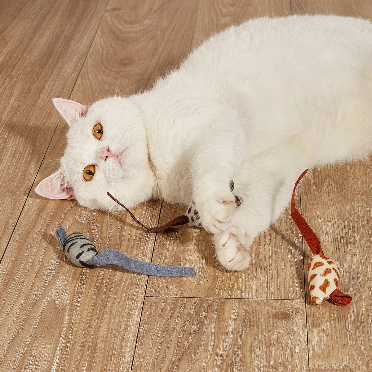 Pet Toy Mice Cats Catnip Toys Interactive Fun Plush Mouse Cat Toy For Kitten Colorful Cute Plush False Mouse Pet Cat Accessories