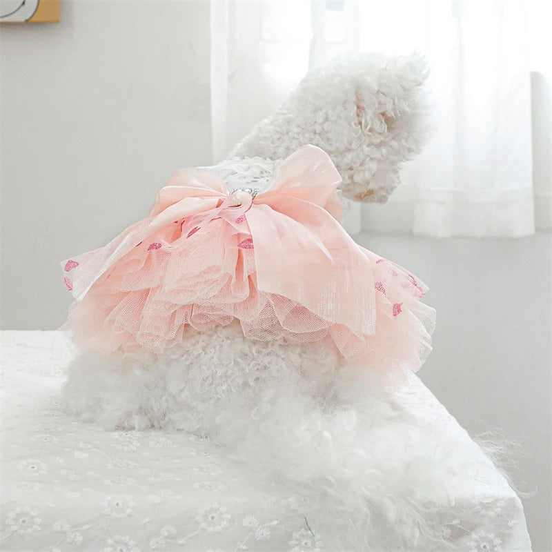 Bow Tie Female Fancy Dresses for Medium Dogs Pink Veil Romantic Heart Print Spring Puppy Tutu Skirt Lace Wedding Cat Clothing