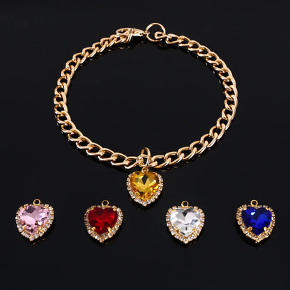 Luxury Dog Cat Necklace Jewelry with Heart Diamond Pendant Design Gold Chain Collar Pet Wedding Birthday Costume Accessories