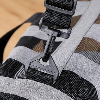 2024 New Pet Cat Carrier Shoulder Bag Portable Carrying Bag Breathable Travel Outdoor Transportin Small Dogs Puppy Pet Supplies