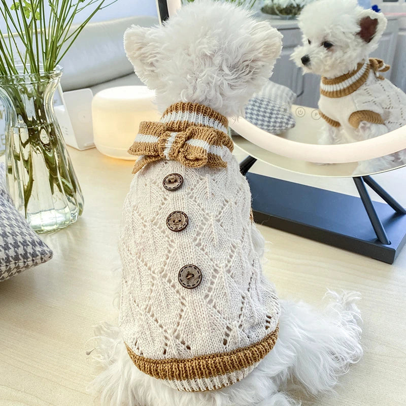 Luxury Designer Warm Winter Clothes for Pets Wool Knitting Floral New Year York Dog Sweaters Sphinx Cat Christmas Puppy Clothing