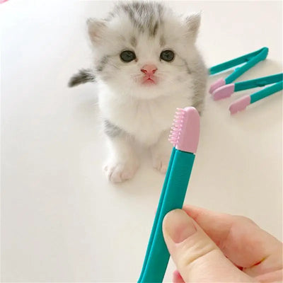 Pet Eye Comb Brush Tear Stain Remover For Cats Cleaning Grooming Comb For Small Dogs And Cats Flexible Silicone Design Soft