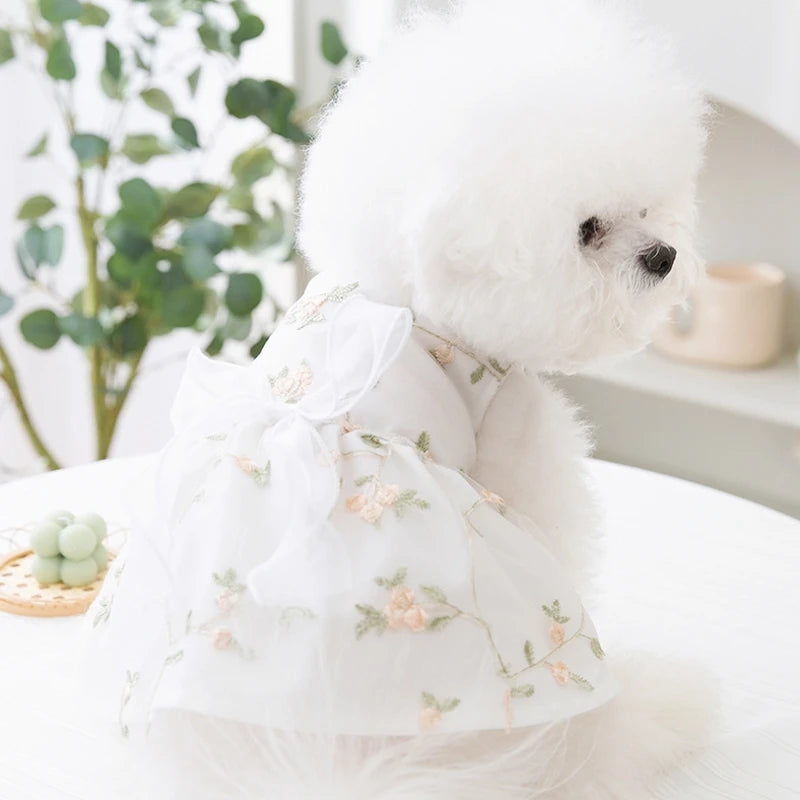 Summer Dog Dress Luxury Dog Clothes Pet Dog Apparel Bow Puppy Mesh Skirt Chihuahua Bichon Clothing Kitten Lace Dog Cooling Vest