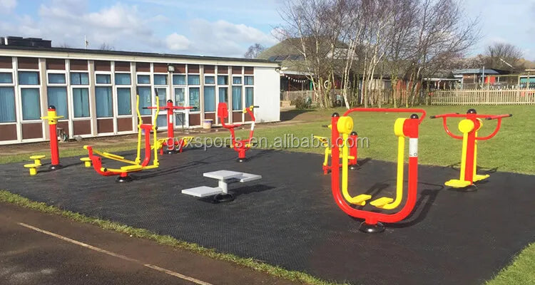 GYX Seesaw Agility Training Tool Will Challenge Dogs of All Breeds to Balance and Gain Control Over the Dog Park Equipment