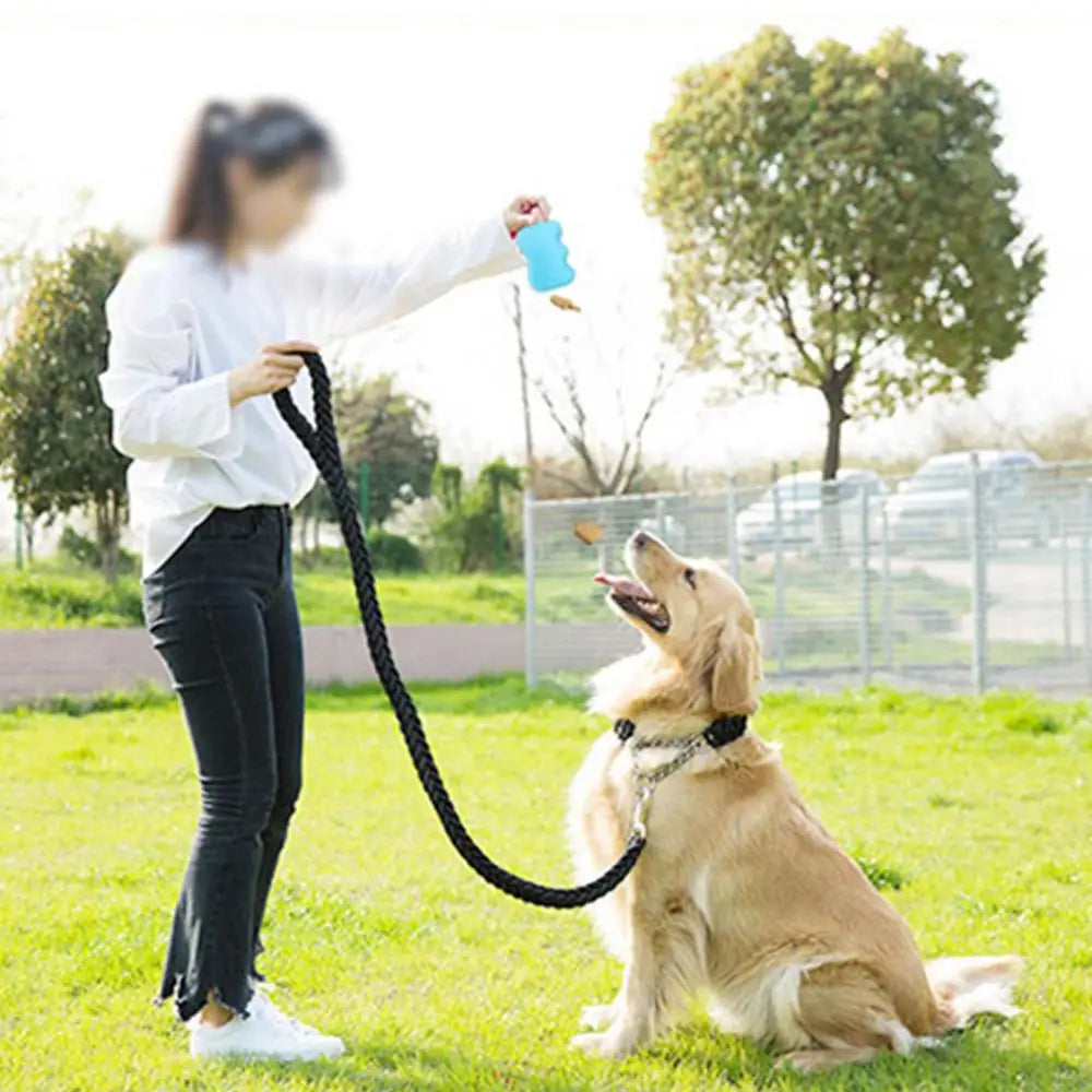 Silicone Dog Treat Pouch Portable Walking Bag Dog Treat Bag Silicone Waterproof Training Pet Puppy Bag Snack Treat Food Holder
