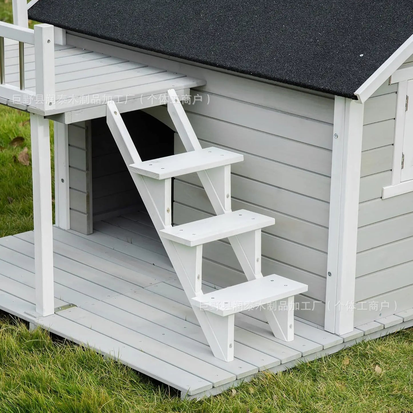 Outdoor rain and sun protection Solid wood dog house Dog house Preservative wood Pet nest Universal warm cat kennel Kennel