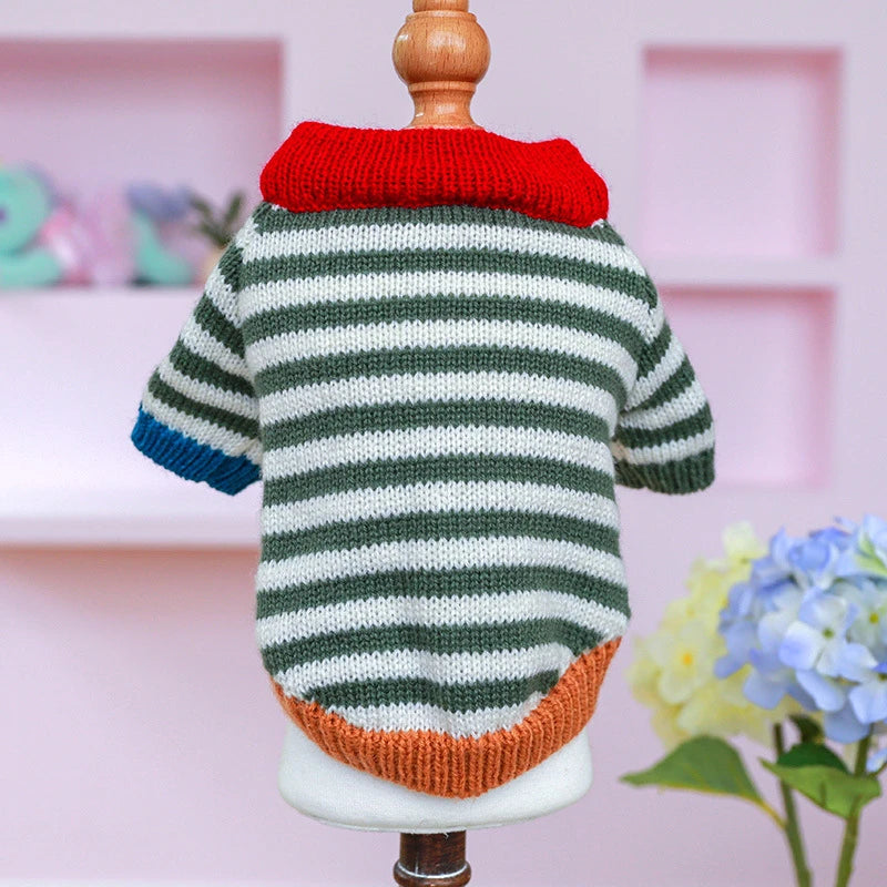 Luxury Designer Warm Winter Clothes for Pets Wool Knitting Floral New Year York Dog Sweaters Sphinx Cat Christmas Puppy Clothing