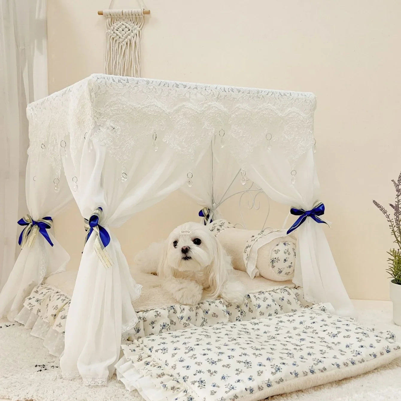 Pet Bed Cat Bed Cat Nest Teddy Than Bear Kennel Princess Wrought Iron Dog Bed Small Medium and Large Dog Supplies