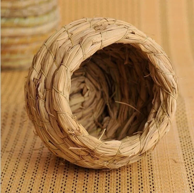 Hanging Hummingbird Bird House Bird's Nest in Straw Garden Nest Woven House Hut Straw Bird Birdhouse House Handwoven