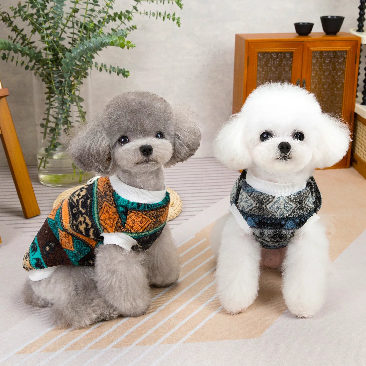 Winter Dog Sweater for Small Dogs, Soft Thermal Fleece Dog Clothes Chihuahua Yorkie Puppy Sweater Pet Pullover with Leash Ring