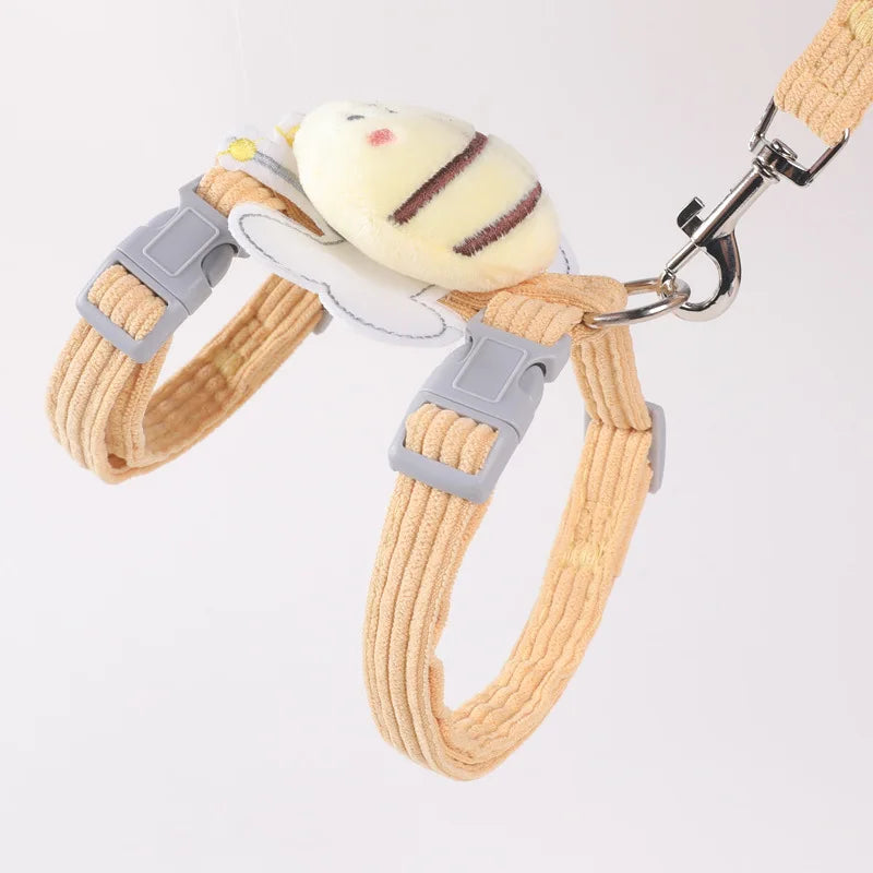 Pet cat chest harness, bee traction rope, suitable for all seasons, breathable and not stuffy, compact and exquisite