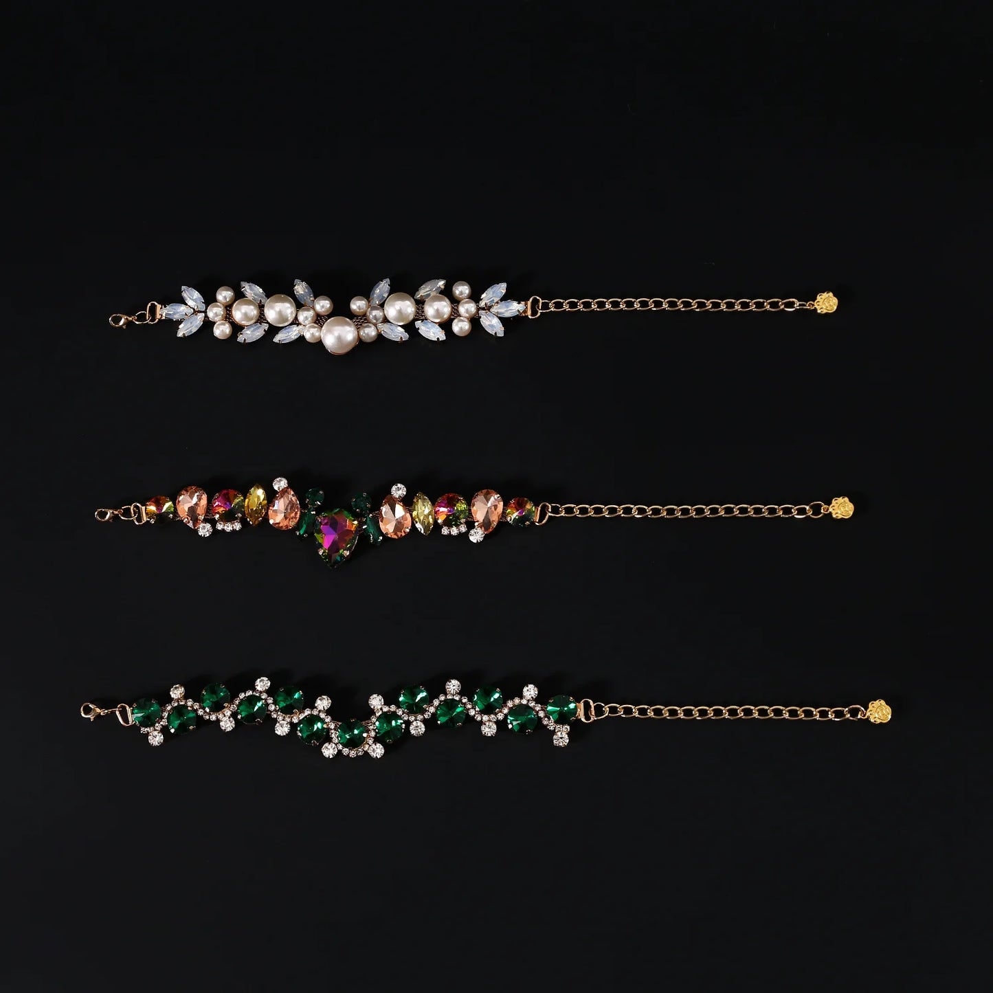 Luxury Dog Accessories for Small Medium Dogs Puppy, Blingbling Diamond Pearl Dog Cat Neckalce Adjustable Crystal Jewelry Collar