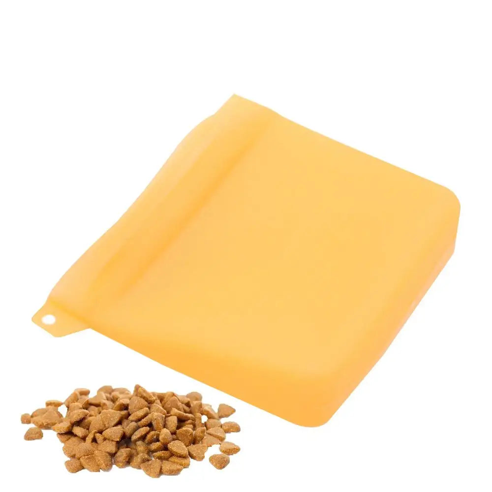 Silicone Dog Treat Bag Outdoor Feeder Portable Dog Training Bag Waterproof Dog Treat Holder Pouch Food Reward Storage Bag