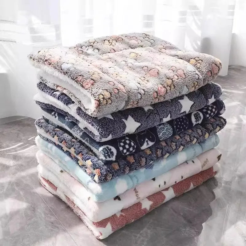 Soft Cat Bed Mats Short Plush Pet Sleeping Bed Mats for Cats Small Dogs Cute Pet Pad Blanket Warm Kitten Cushion Cat Accessories